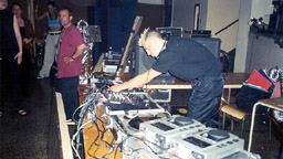 00092305.jpg [9/23/2000]