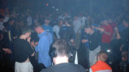 01020906.jpg [2/9/2001]