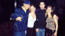 01022401.jpg [2/24/2001]