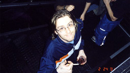 01022403.jpg [2/24/2001]