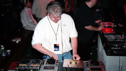 01100607.jpg [10/6/2001]