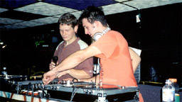 01110302.jpg [11/3/2001]