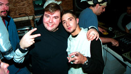 01122201.jpg [12/22/2001]