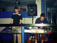 4x3/991003.jpg [6/11/1999]