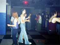 4x3/991004.jpg [6/11/1999]